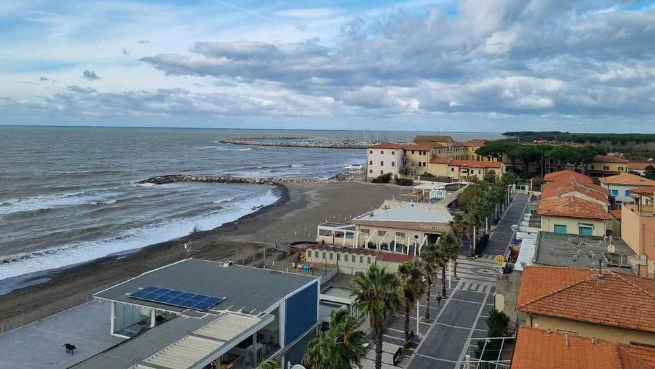 Una veduta di Marina di Cecina