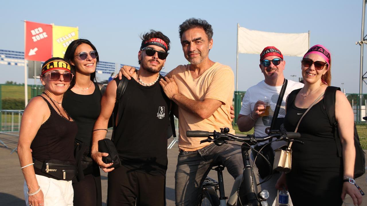 Ligabue, 100mila fan e la nuova formula oltre il concerto. Sulla polemica nazionale degli eventi gonfiati: «No omaggi. Siamo integerrimi»