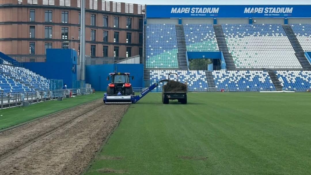Lo stadio si rifà il look: nuovo tappeto verde e sistema di “riscaldamento” del campo