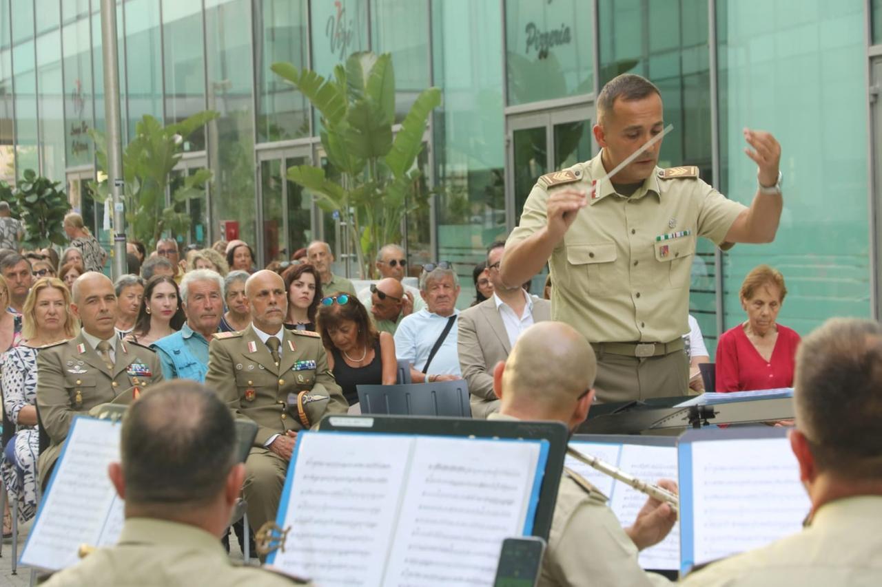 La banda della Brigata Sassari e la fanfara dei Bersaglieri protagoniste alla festa della musica