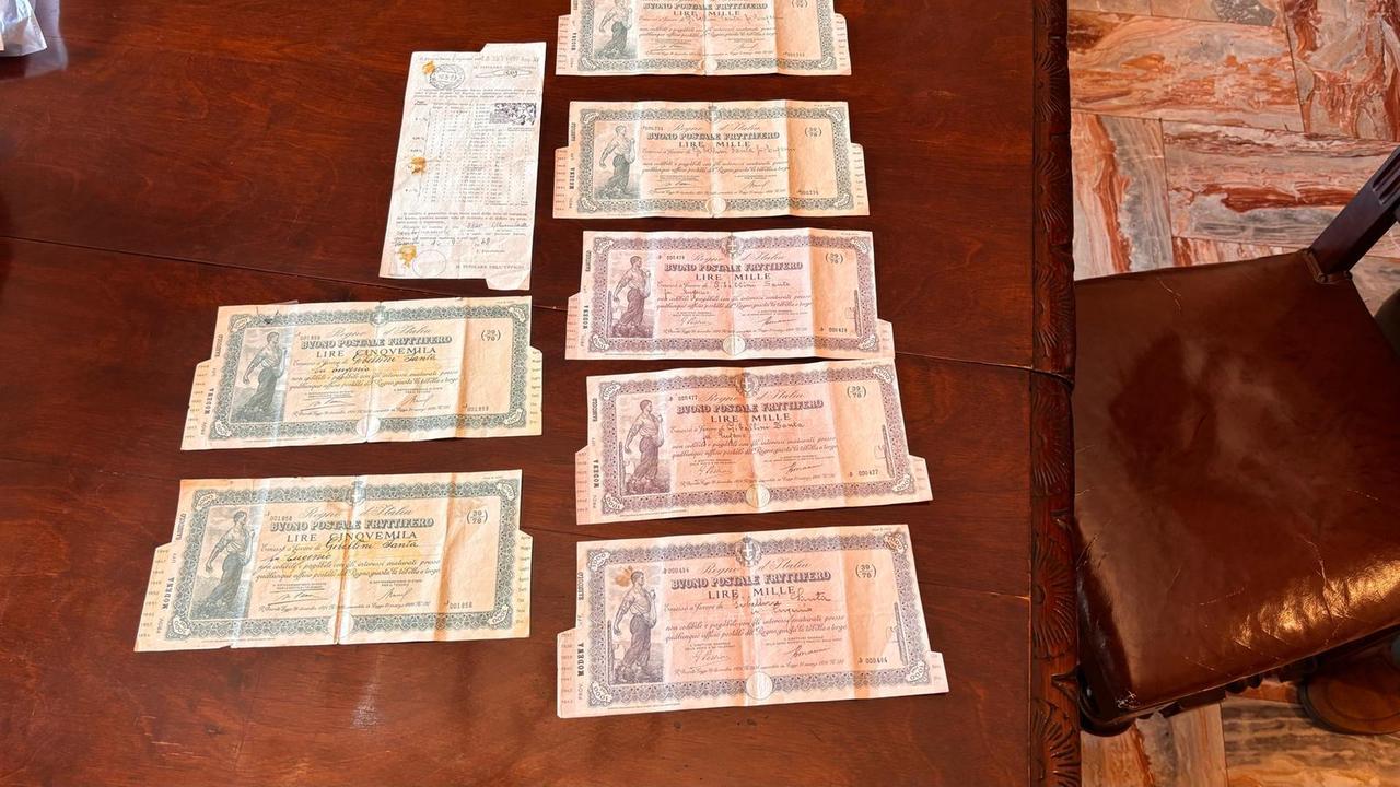 Gli 8 buoni fruttiferi postali