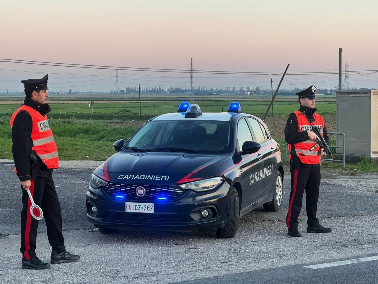 Assalto col bisturi a Lido Estensi: patteggia