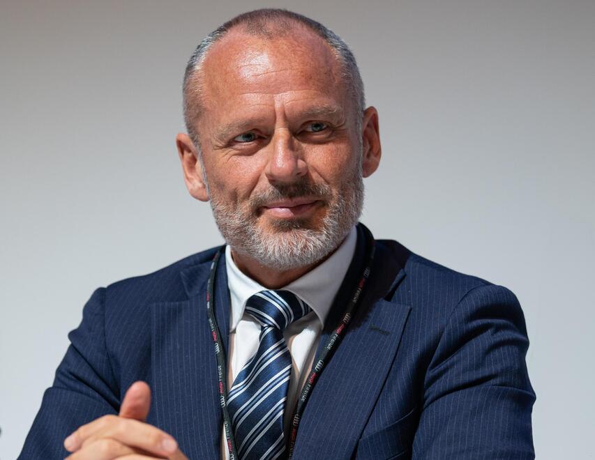 
	Matteo Venturi

