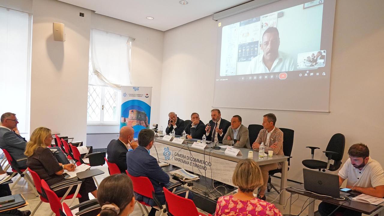 Livorno, le sfide sulle infrastrutture e gli investimenti: cosa serve per potenziare il porto e la costa