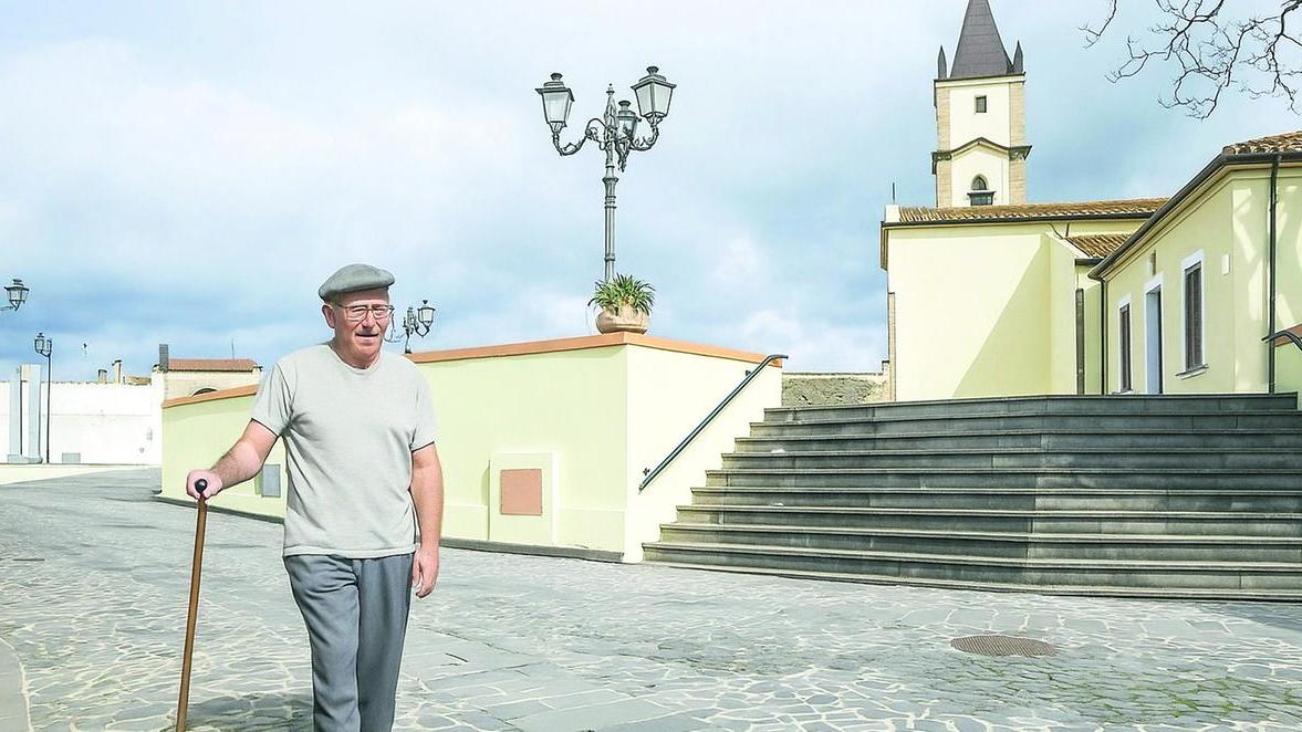 Natalità, l’isola ultima in Italia: «I bonus bebè non bastano»