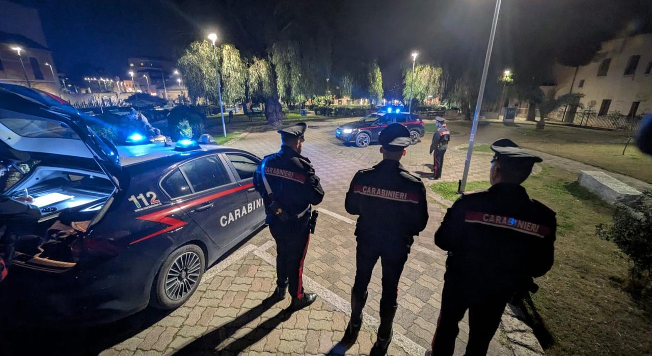 Gestivano il mercato dello spaccio di marijuana e cocaina, due arresti