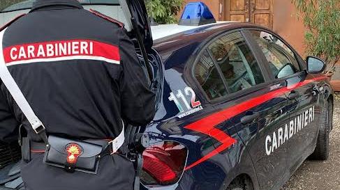 Negano la consumazione al bar, si trovano le gomme tagliate