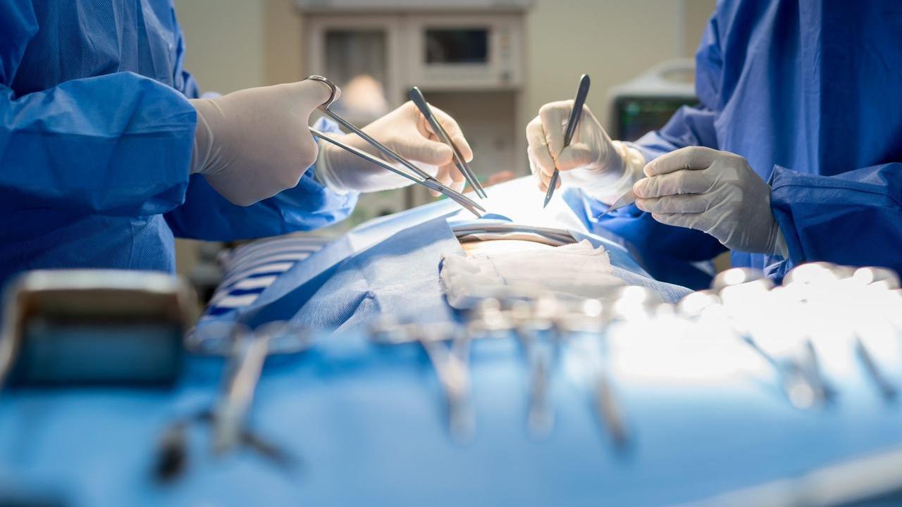 Medici assolti per la morte di un paziente. La vedova: non c’è giustizia