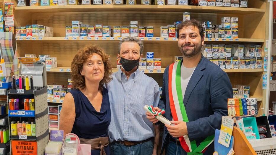 Dopo 90 anni chiude a Pavullo la storica Tabaccheria Olivari