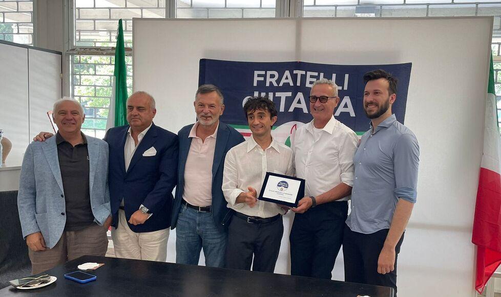 «Una vita per la militanza». Ferrara, l'omaggio di FdI a Bignami<br>
