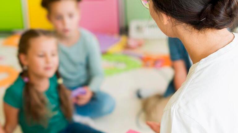 Beffa per 400 educatrici di nido laureate a Modena e Reggio: il titolo non è più abilitante. Cosa succede