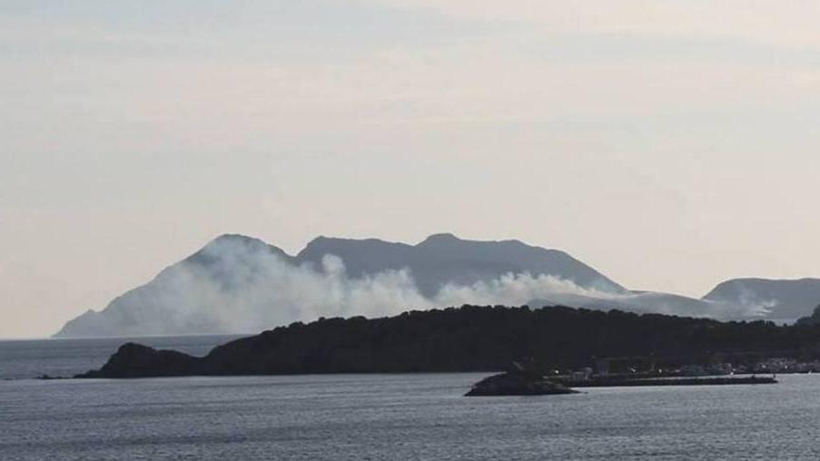 Nuovo incendio a Capo Teulada
