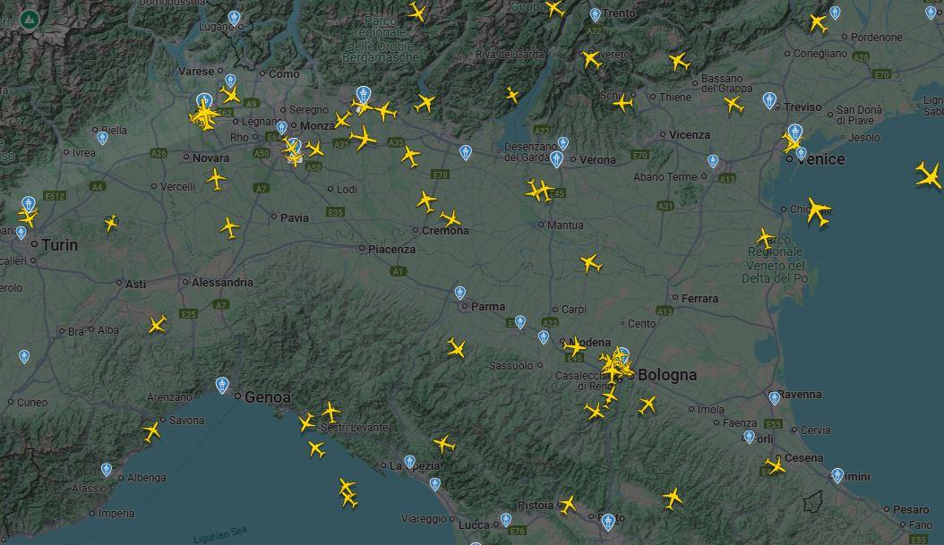 Radar in difficoltà, aerei bloccati nel nord Italia – cosa è successo