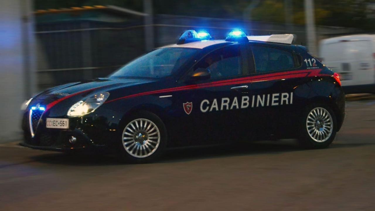 Accoltellate sei persone alla festa di San Giovanni: un giovane è in condizioni gravi