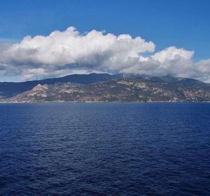 
	La costa dell'isola d'Elba

