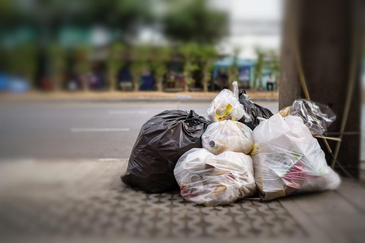 Fototrappole e sorveglianza in borghese contro l’abbandono dei rifiuti