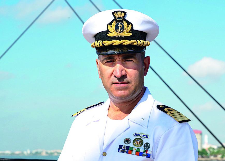 
	Giuseppe Lai, il capitano di vascello comandante dell&rsquo;Amerigo Vespucci

