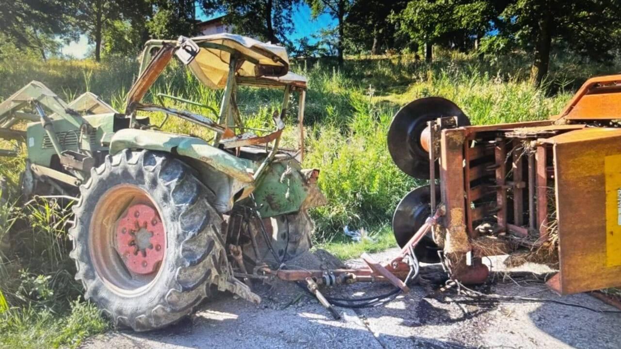 Il trattore di Vivian (foto Facebook Morti di lavoro)