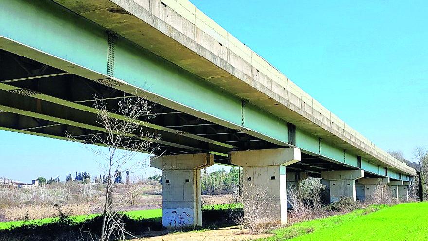 Il viadotto “La Rotta” sulla Fi-Pi-Li dove sono state rilevate numerose criticità durante alcune ispezioni