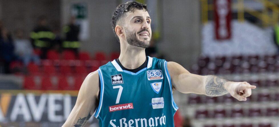 LL, la regia a Valentini<br>
