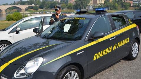 Firenze, giro di fatture false e compensazioni fiscali indebite: 15 indagati, smantellata maxi frode da 11 milioni di euro