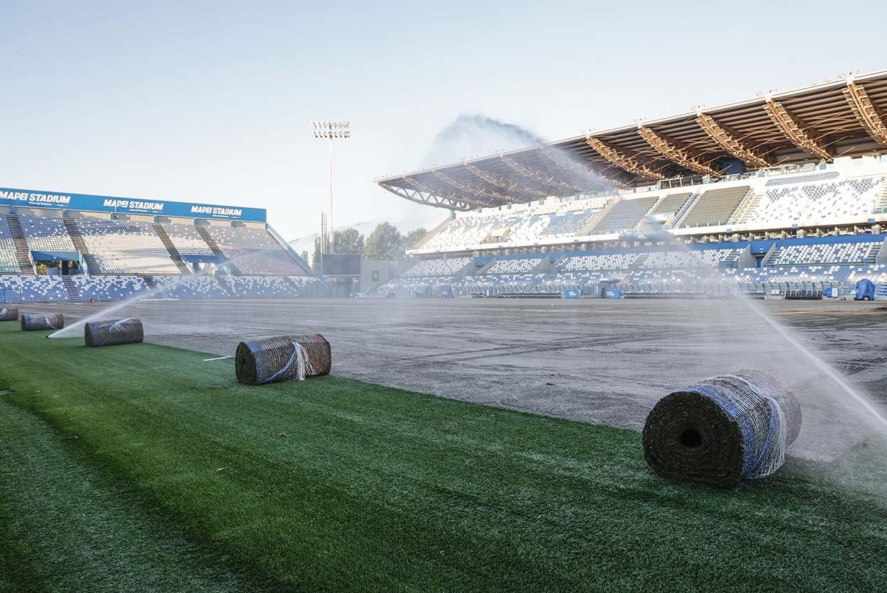 Il Mapei Stadium si rinnova: via il sintetico, ora il campo è al 100% naturale