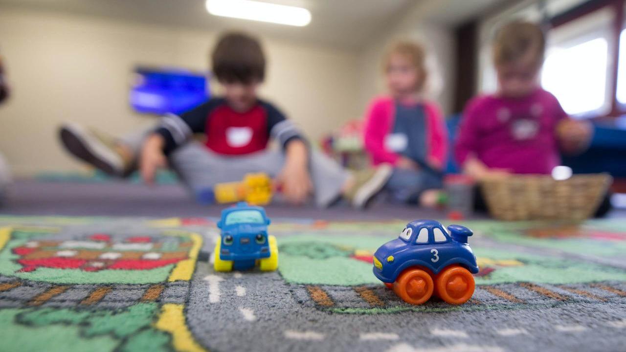 Il caso riguarda oltre 400 educatrici