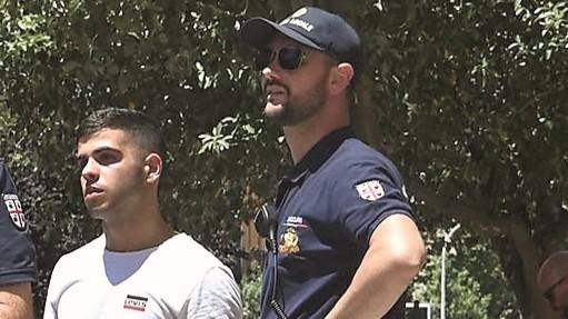 Sassari, il figlio dell’uomo coinvolto nell’esplosione ringrazia i vigili del fuoco: «Avete salvato la vita a mio padre»