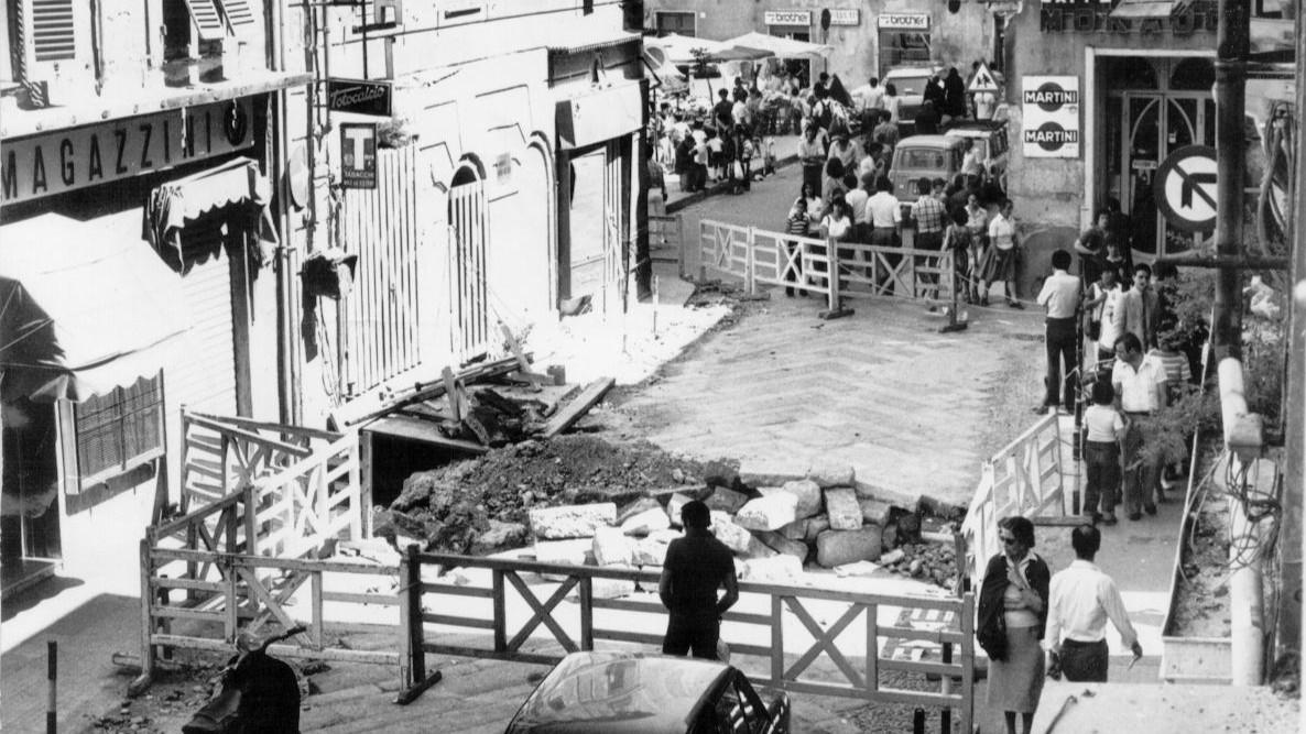 La tragedia di via Battisti: quattro morti e 44 feriti nell’esplosione