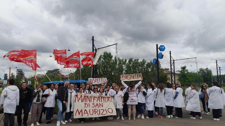 Max Mara rispedisce al mittente le accuse sulle condizioni di lavoro: «I nostri collaboratori sempre al centro»