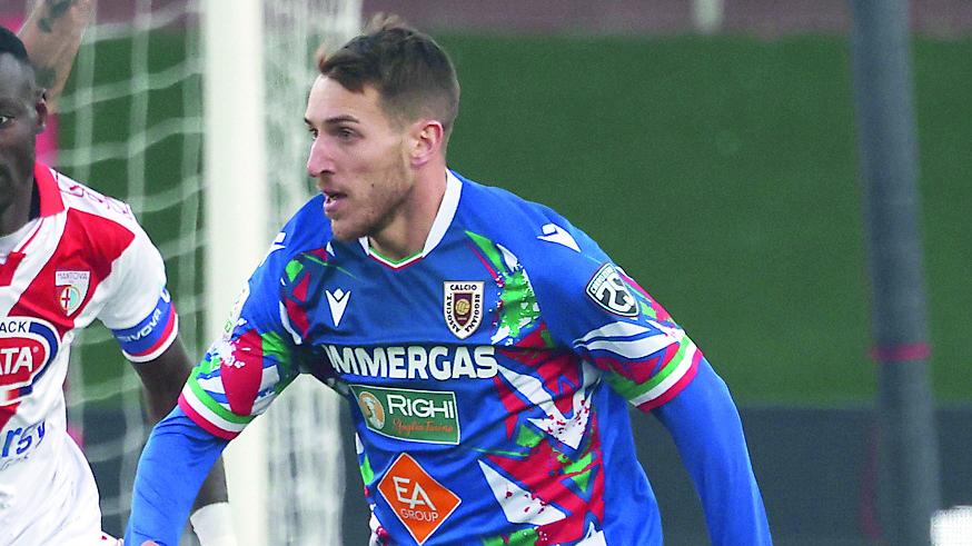 La Reggiana si tiene stretto Libutti e saluta la bandiera Cigarini