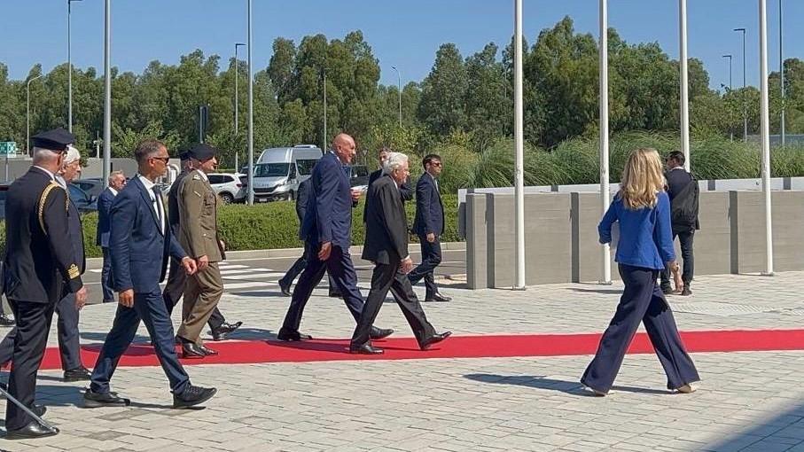 
	Il presidente della Repubblica Sergio Mattarella insieme al ministro della Difesa Guido Crosetto (foto Mario Rosas)

