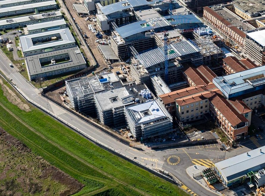 
	Il cantiere a Cisanello

