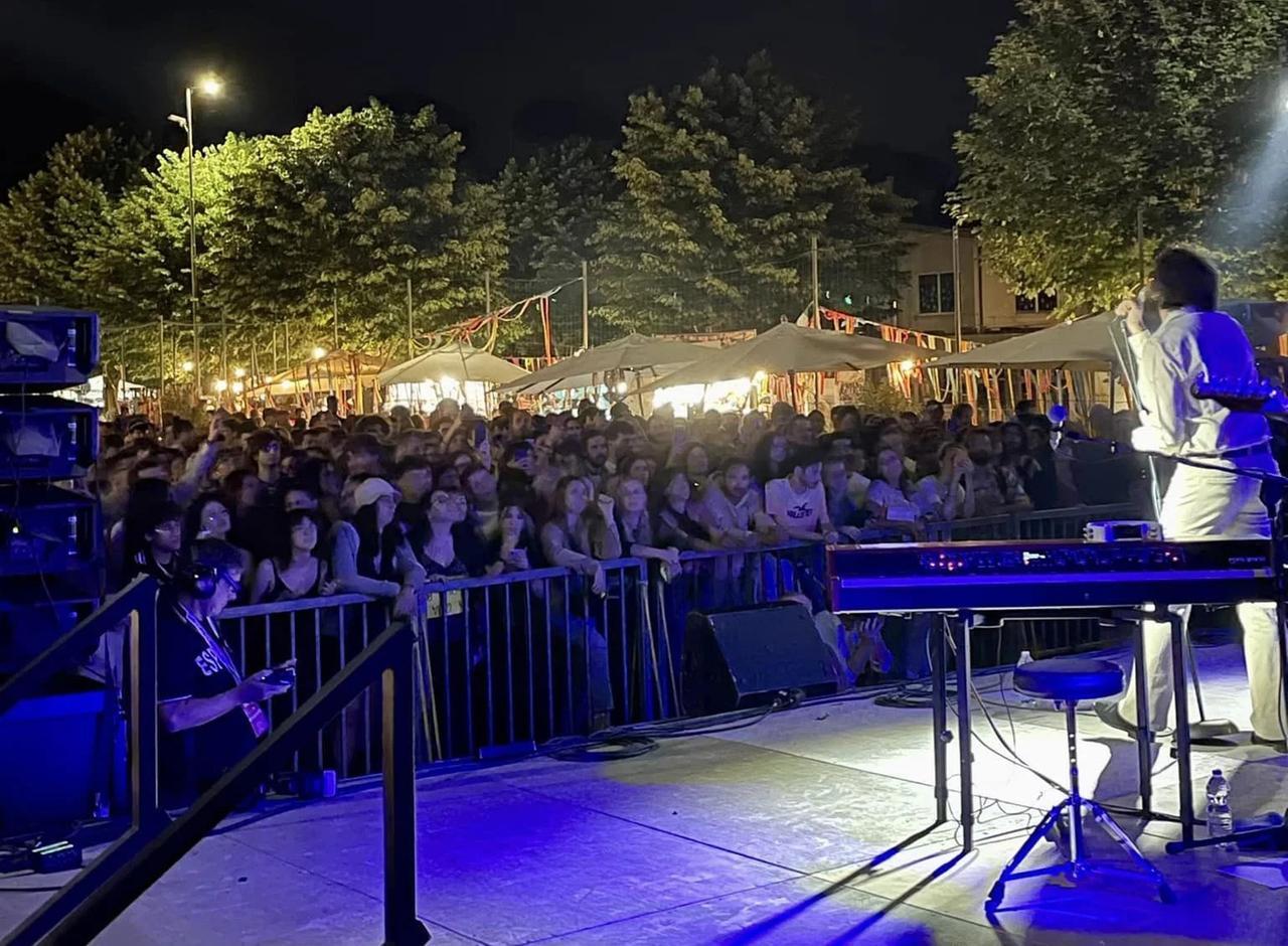 Buggiano, il Bella Vista Social Fest si apre con Santini e Strimpelli e il loro “concerto da osteria”