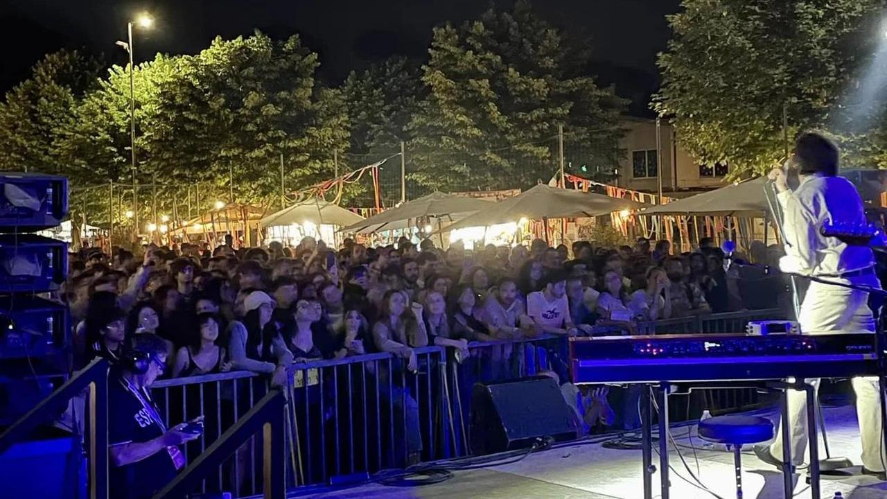 Buggiano, il Bella Vista Social Fest si apre con Santini e Strimpelli e il loro “concerto da osteria”