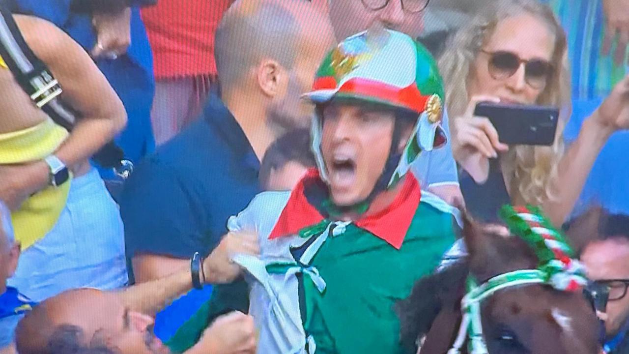 Tittia leggenda, vince il suo undicesimo Palio di Siena