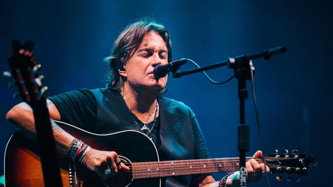 Cristiano De Andrè: «Mio padre aveva ragione. La vita in Sardegna è la migliore»