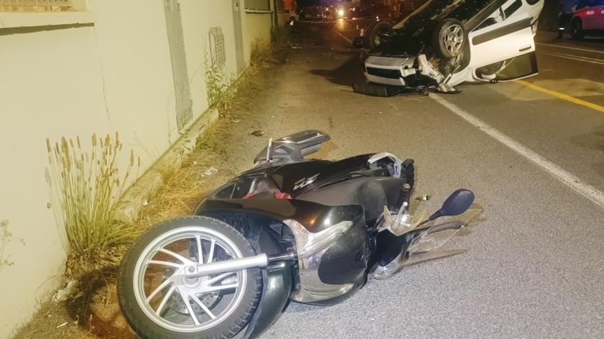 I mezzi coinvolti nell'incidente in via Leonardo Da Vinci a Livorno