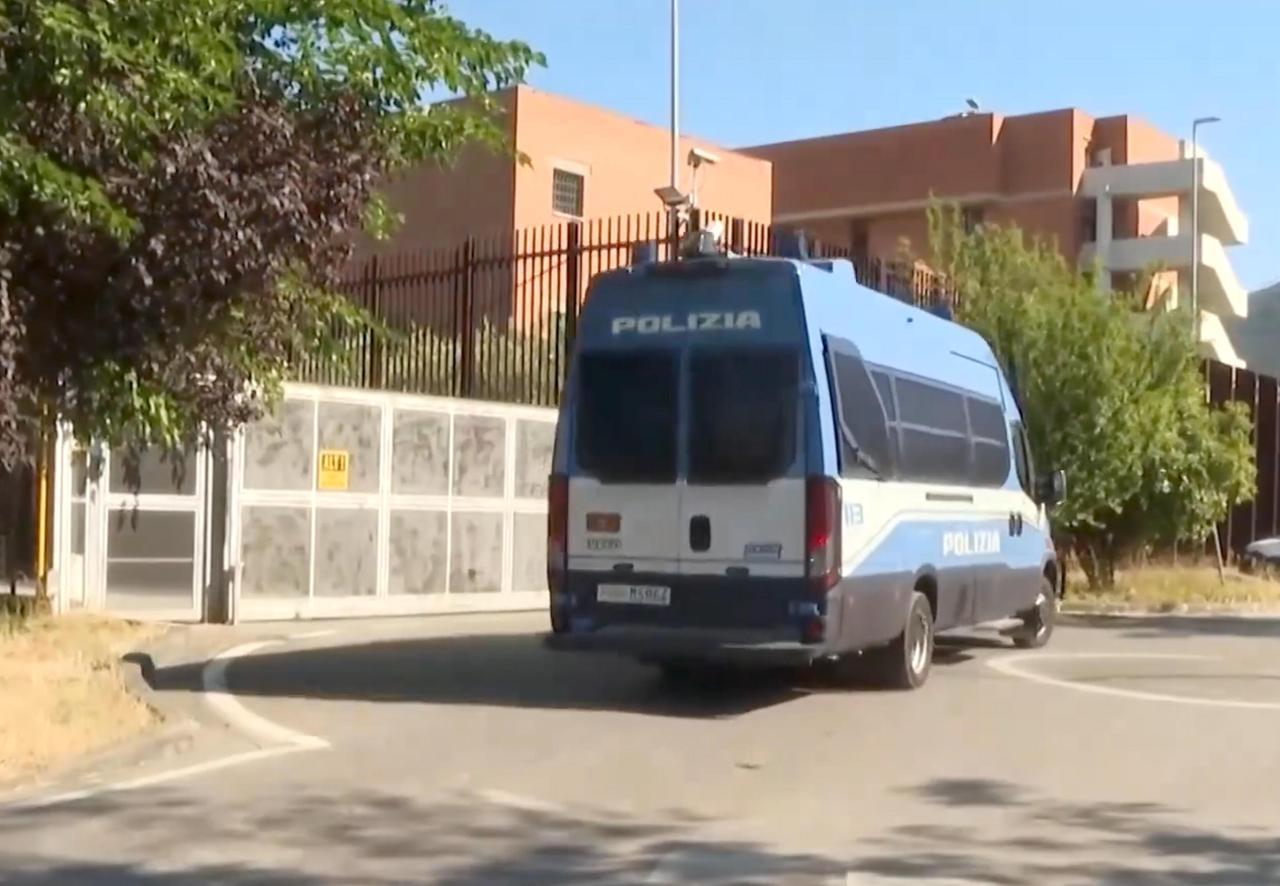 Carcere di Prato, cinque evasioni in un anno alla Dogaia: sei indagati