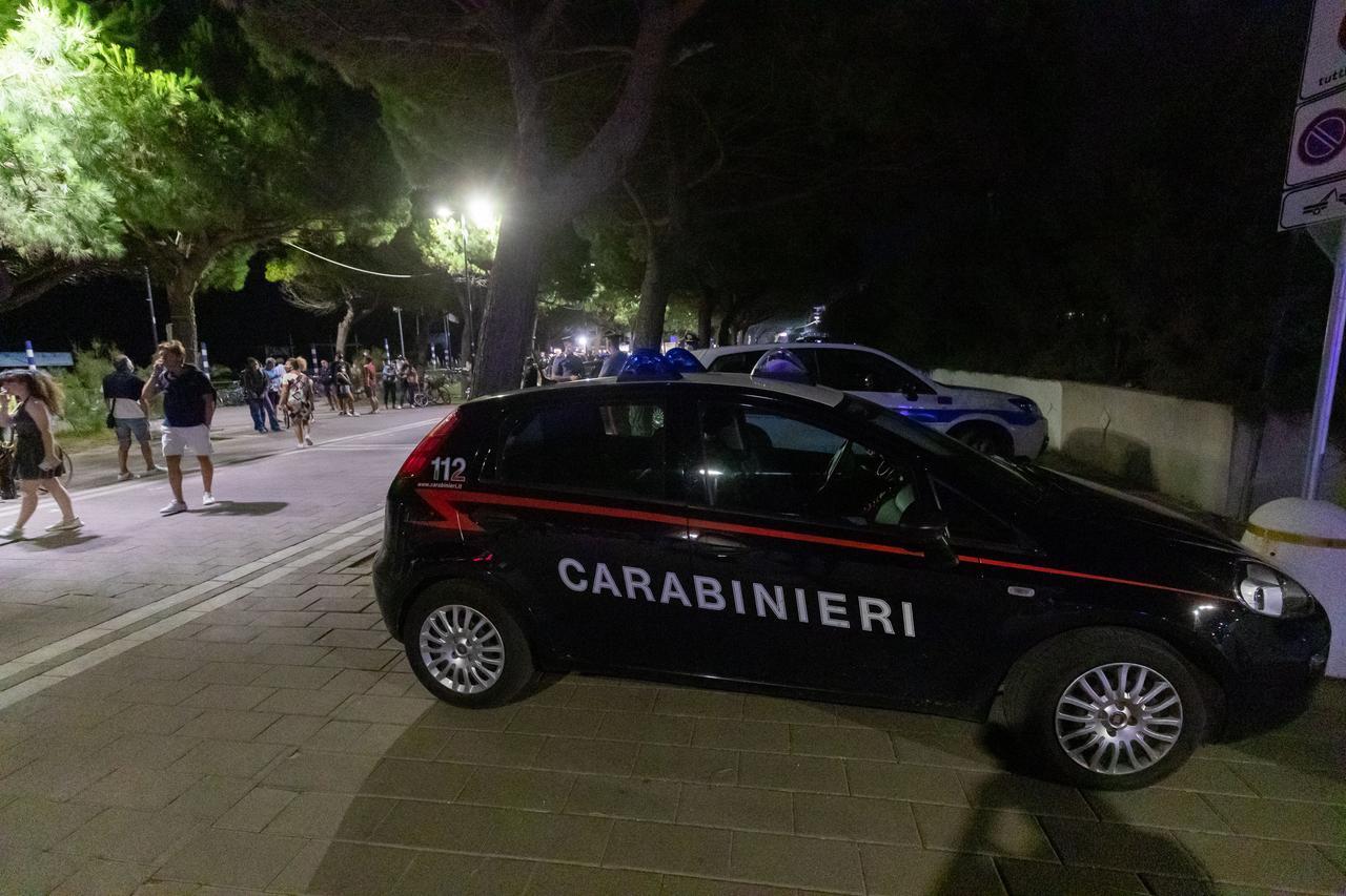 
	Carabinieri ai Lidi (foto archivio)

