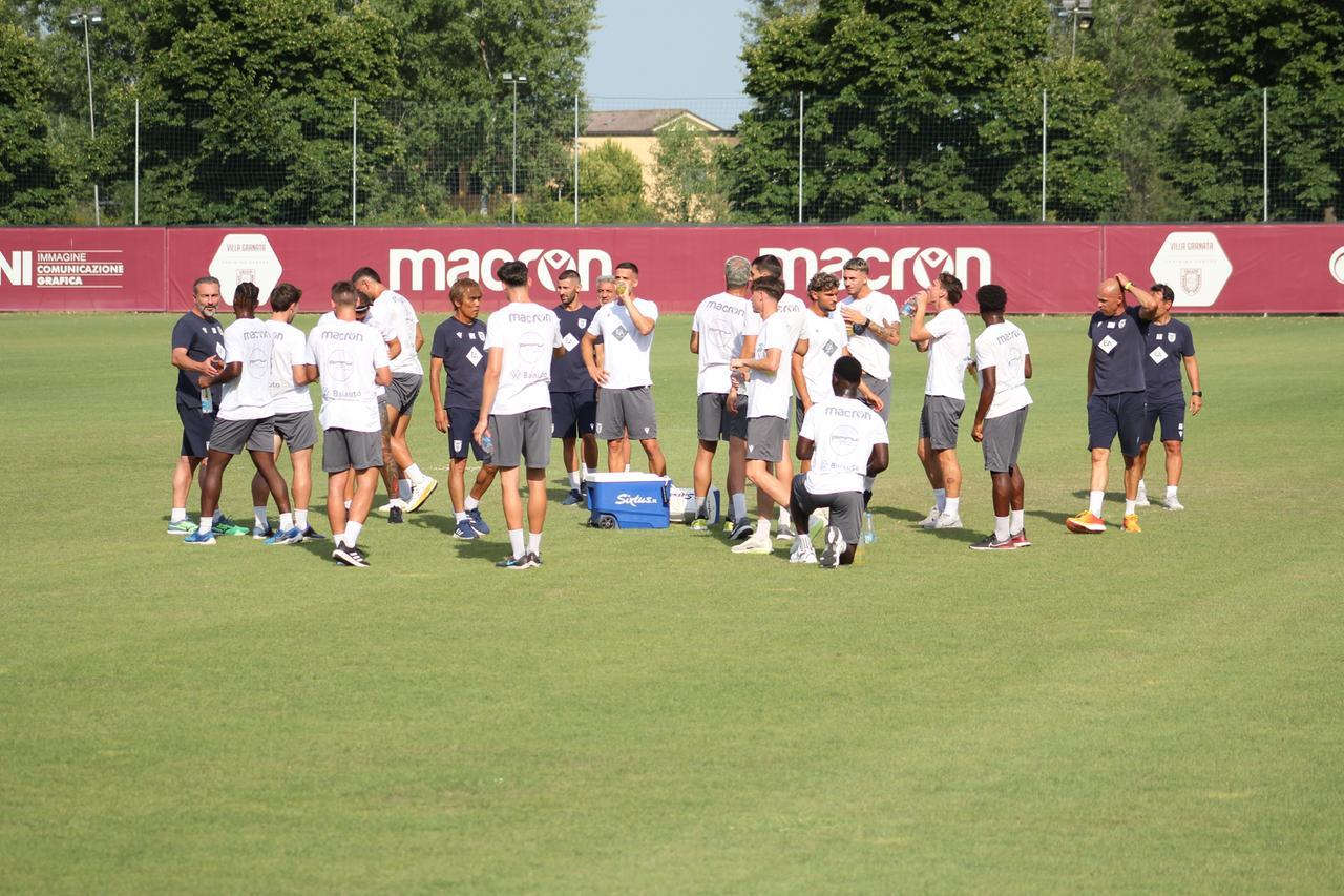 Reggiana, è iniziato il raduno: visite mediche e primo allenamento