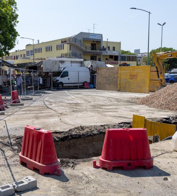 Ferrara, in Krasnodar il cantiere si “mangia” il mercato. Ambulanti spiazzati