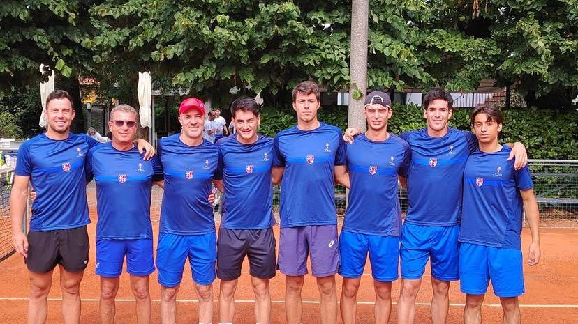 La Torres Tennis brinda alla promozione in serie A2