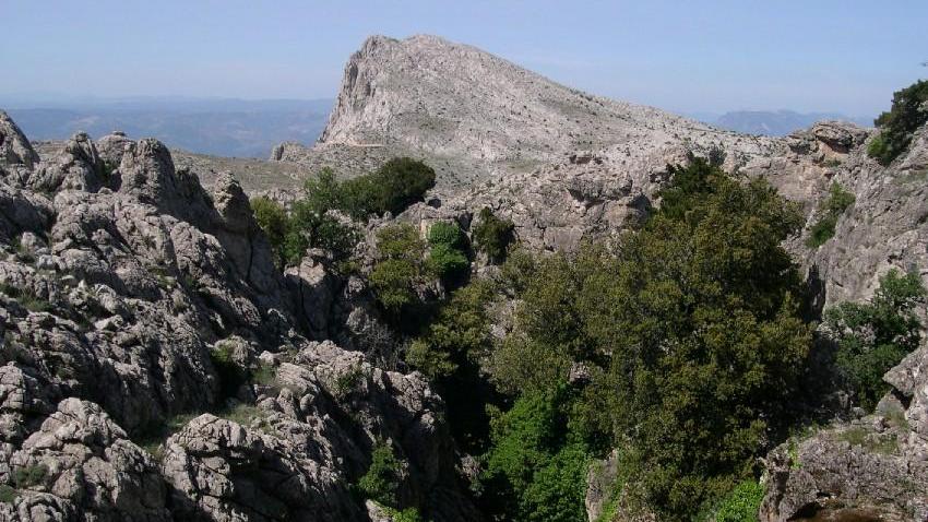 Incidente durante un’escursione nel Supramonte: due feriti