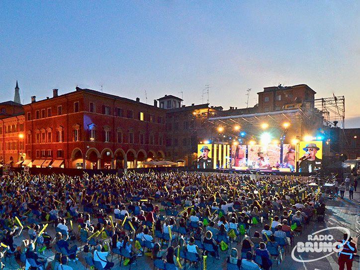 In piazza Roma arriva “Radio Bruno Estate”: come cambia la viabilità a Modena