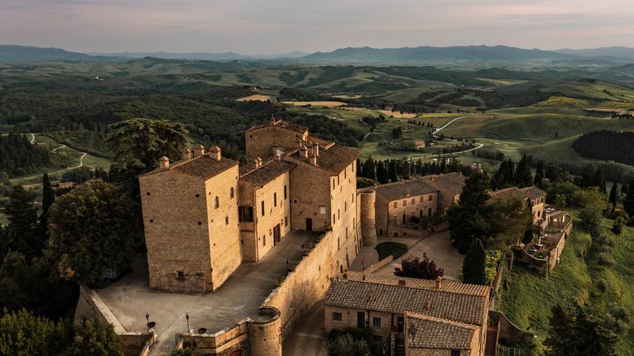 Una veduta della tenuta di Castelfalfi nel comune di Montaione