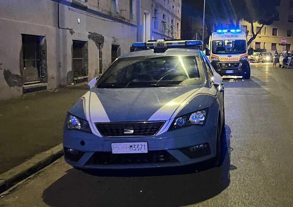 
	Sul posto sono intervenute un&rsquo;ambulanza e una volante della polizia (foto archivio)


