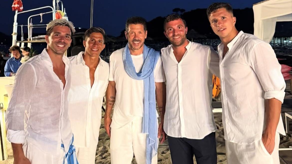 
	Da sinistra Giovanni e Giuliano Simeone, Diego Simeone, Fabrizio Romano e Gianluca Simeone

