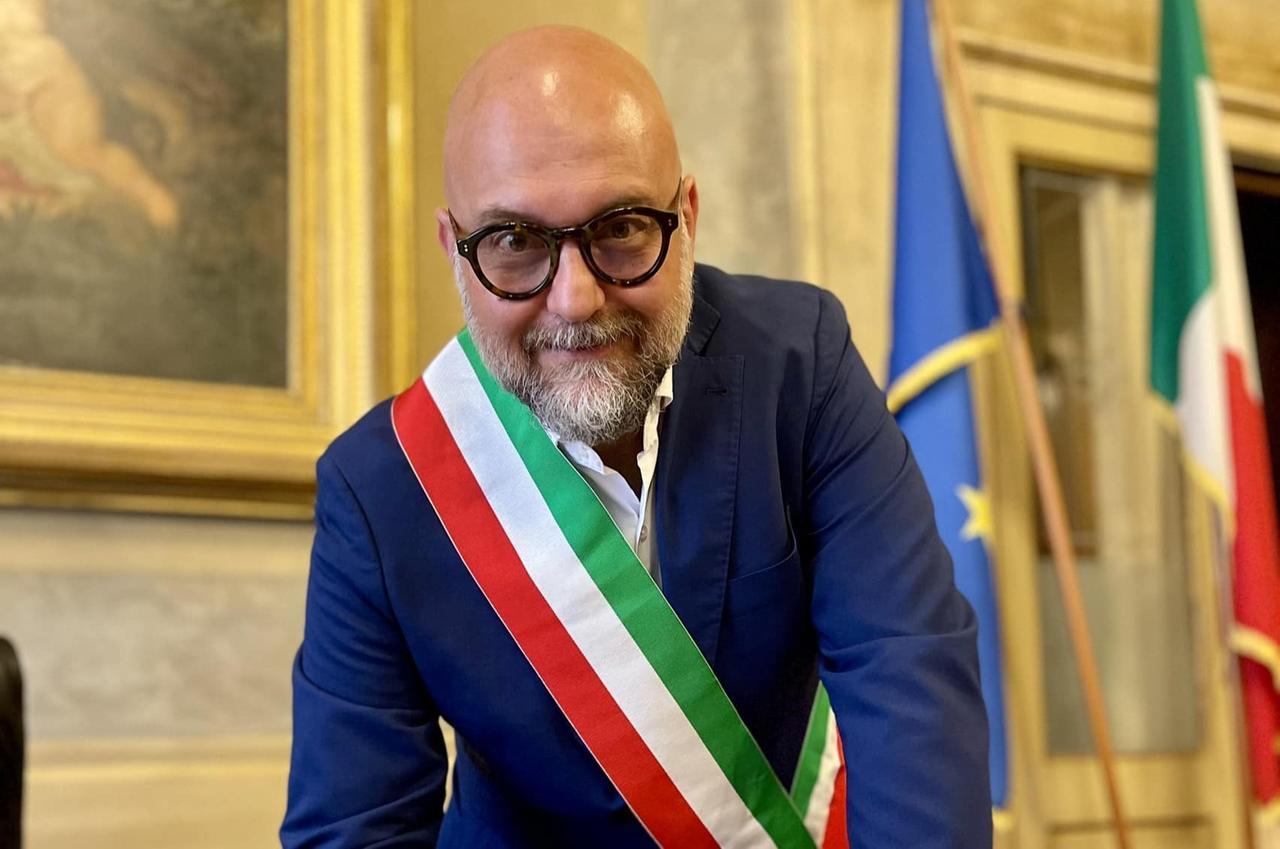 I migliori sindaci in Italia? Il primo cittadino di Modena Mezzetti è nono