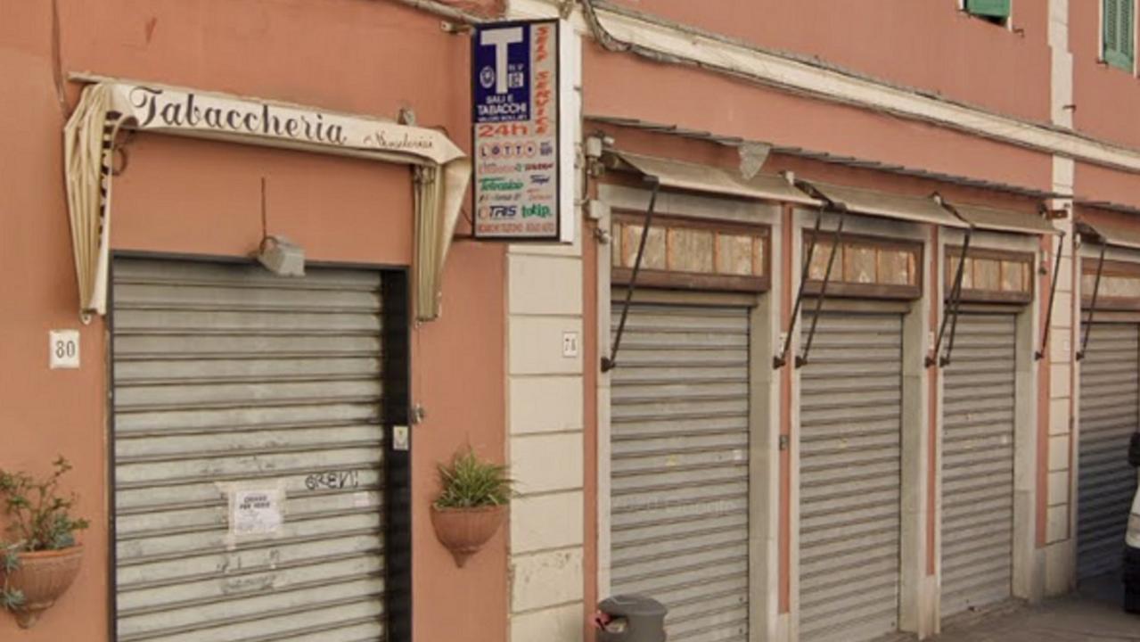 La tabaccheria assaltata